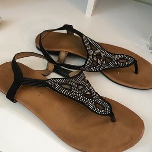 Women’s sandals